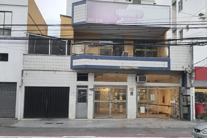 Fachada do Peça Rara — Jardim Camburi